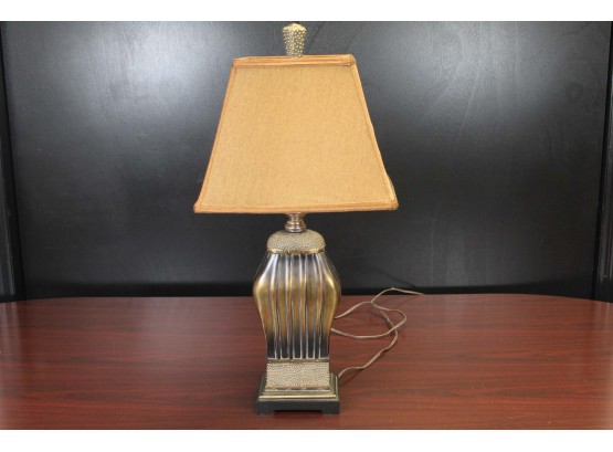 Gold/Bronze Tone Table Lamp