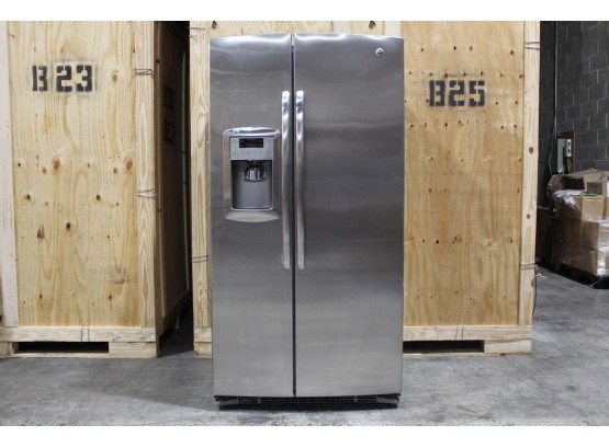 GE Adora Refrigerator (Tested Working) 70H X 36W X 30D