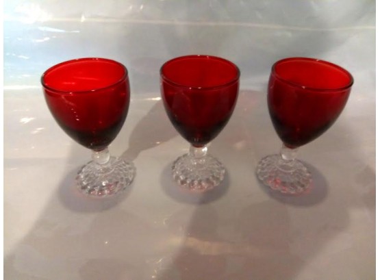 Ruby Wine Glass Set