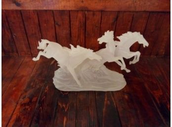 Horses Frosted Glass - 20' X 11'
