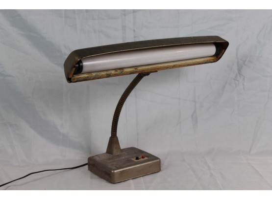 Vintage Underwriter's Laboratories Portable Lamp (Untested, Needs New Plug)
