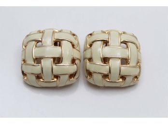 Ciner White Weaving Gold Earrings
