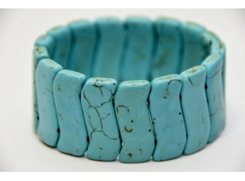Antique Turquoise Stretch Bracelet  (lot 9)