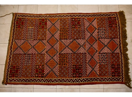 Vintage Moroccan Atlas Moyen Hand Woven Tribal Rug   66 X 40