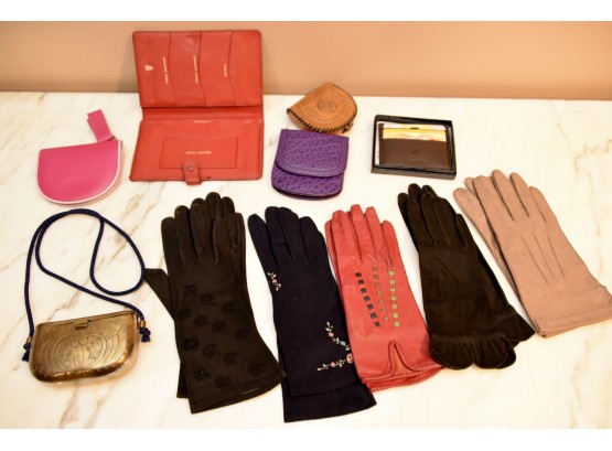 Vintage Gloves And Wallets