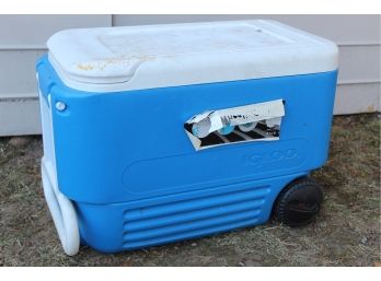 Blue Igloo Cooler 22'L X 13'W X 16'H