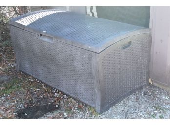 Brown Suncast Outdoor Storage Container 51'L X 28'W X 25'H