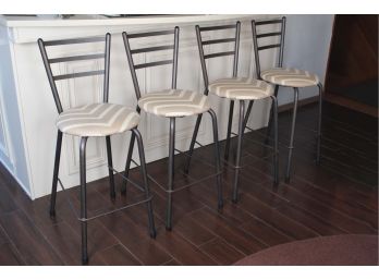 Set Of 4 Counter Height Chairs 16'L X 16'W X 40'H, Seat Height = 24'