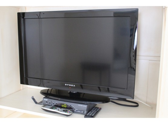 Dynex 32' TV With Remote (Tested & Working)