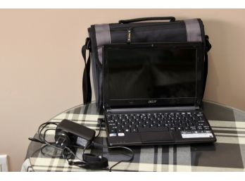 Acer Aspire Netbook With Charger And Case 2
