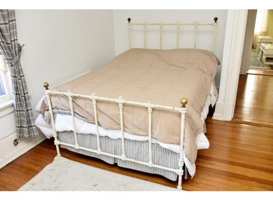 Antique Wrought Iron Full Bed Frame With Mattress And Bedding