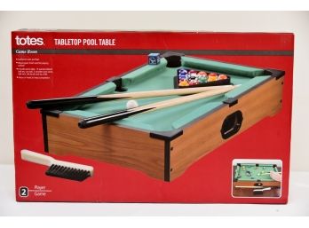 Totes Tabletop Pool Table