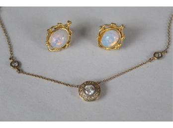 Matching Gold Tone Necklace And Earrings Jewelry Lot 13