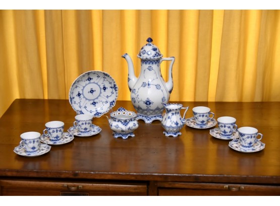 Gorgeous Royal Copenhagen Blue And White Tea Set  16 Pieces Total