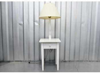 Vintage White Painted Lamp Table 17 X 17 X 25