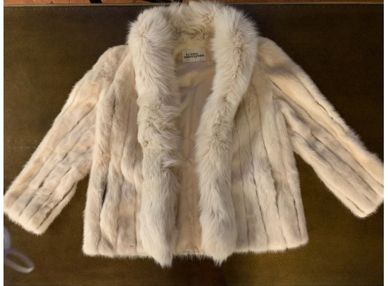 Gorgeous Mink Jacket With Fox Collar Woman's Size Medium With 43' Sweep