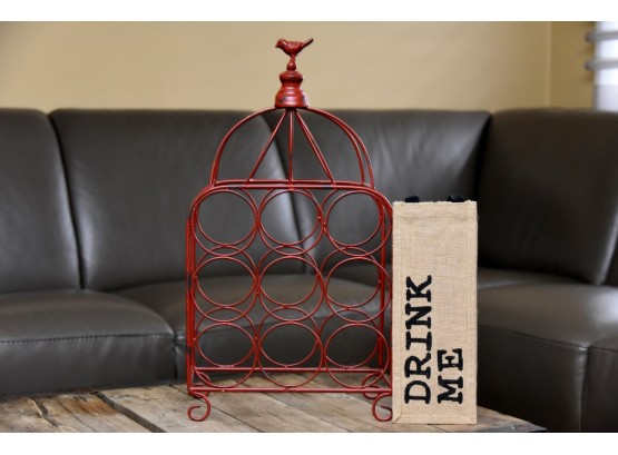 Red Painted Metal Rooster Wine Rack With Burlap Wine Bag
