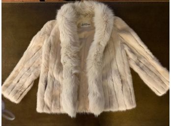 Gorgeous Mink Jacket With Fox Collar Woman's Size Medium With 43' Sweep