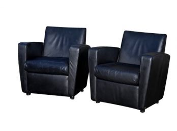 Pair Of Black Vinyl Chairs 30.5'L X 25'W X 30.5'H