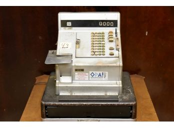 Vintage NCR Cash Register (Item Is Very Heavy)