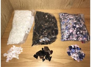APPROX 20 LBS MOSAIC GLASS PIECES, ARTS & CRAFTS