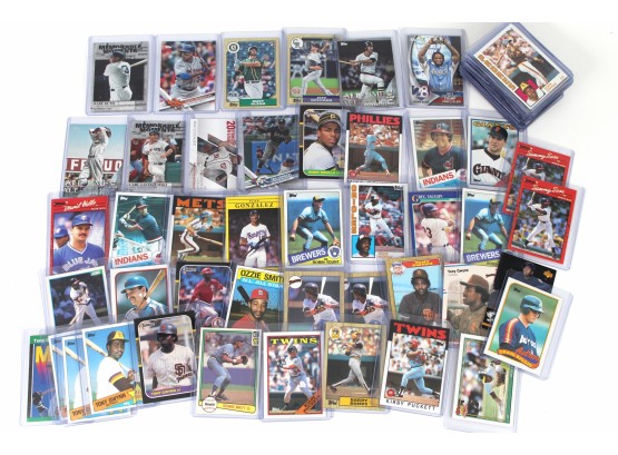 Baseball Card Lot Including Biggio & Sosa Rookie Cards