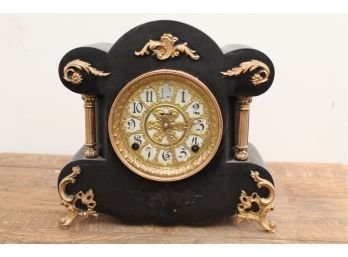 Garland Mantle Clock