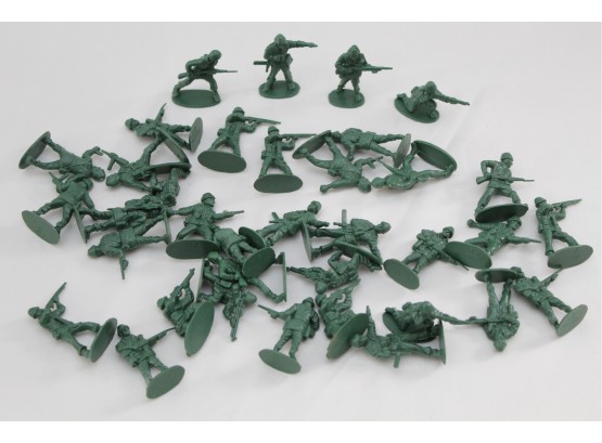 Vintage Plastic Little Green Army Men