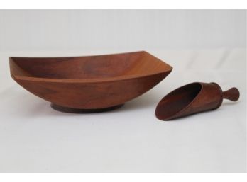 MCM Square Wood Bowl And Scooper