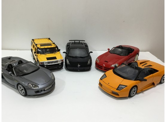 5 Die-cast Cars 1:18 Scale Lamborghini's, Porsche, Viper, Hummer