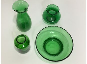 4 Pieces  Green Glass