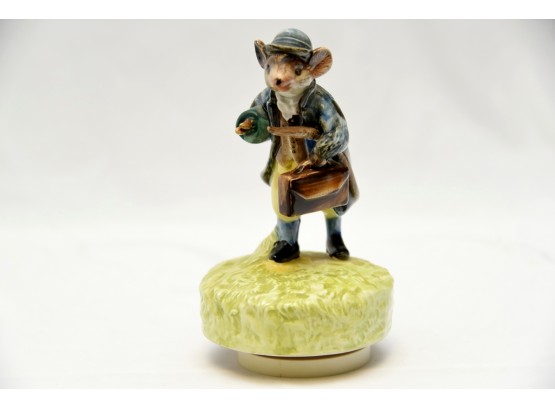 Vintage Beatrix Potter Johnny Town Mouse Musical Porcelain Figurine