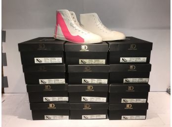 18 PAIRS M D WOMENS SIZE 10 BIG CITY WHITE CANVAS HIGH TOP FLAT BOTTOM SNEAKERS STILETTO PRINT