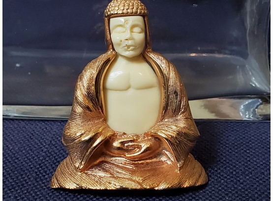 Sitting Buddha Ivory Pendant Jewelry Lot 26