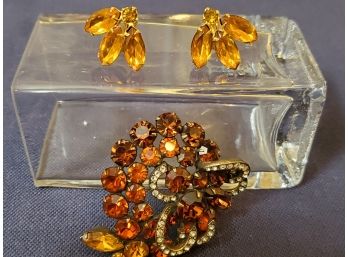 Weiss Brooch And Earring Jewelry Lot 34