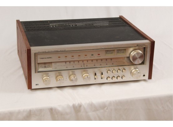 Realistic STA-2000 - Manual - AM/FM Stereo Receiver Tested And Working