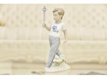 Lladro 7522 Special Olympics Torch Bearer