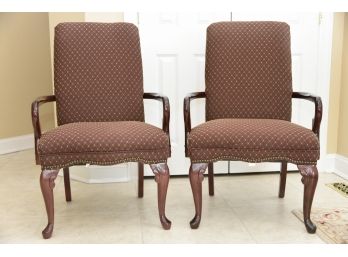 Matching Pair Of Custom Upholstered Queen Ann Side Chairs With Nailhead Trim 22 X 27 X 40