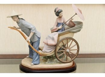 Lladró “Rickshaw Ride' #1383 Porcelain Figurine With Wooden Stand