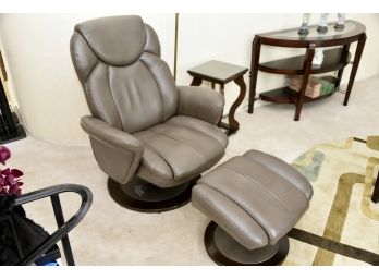 Mocha Colored Recliner With Ottoman 34 X 36 X 41