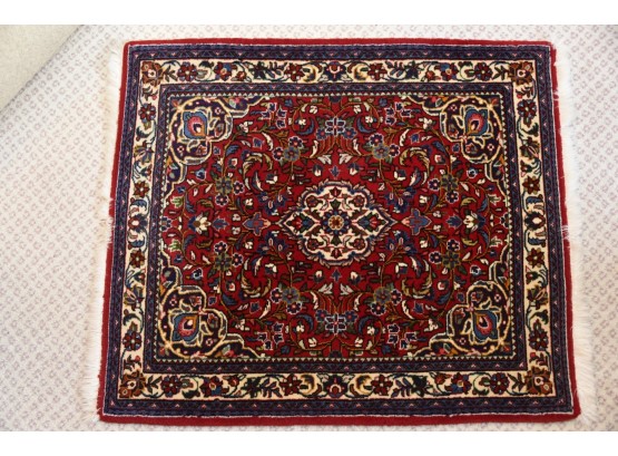 Hand Woven Kashan Persian Rug From Iran - 26 X 31