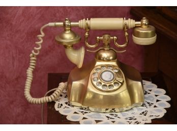 Replica Vintage Phone