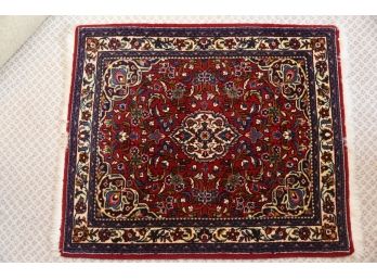 Hand Woven Kashan Persian Rug From Iran - 26 X 31