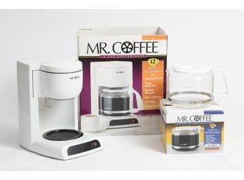 Mr. Coffee Coffeemaker & Carafe