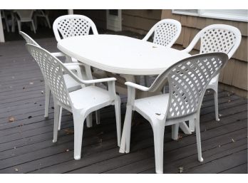 Outdoor Patio Table And Chairs 67 X 35 X 28