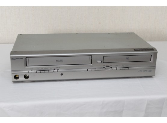 Emerson VHS/dVD Player Tested - Powers On