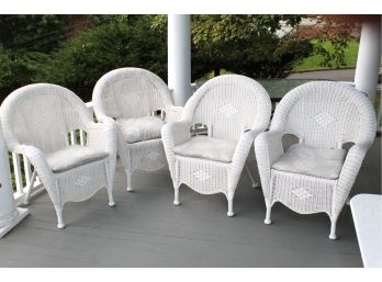 4 White Whicker Patio Chairs With Cushions 28 1/2 X 19 X 37