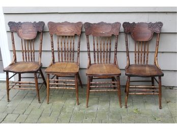 Set Of 4 Antique Pressed Back Chairs (Read) 18 X 16 X 40