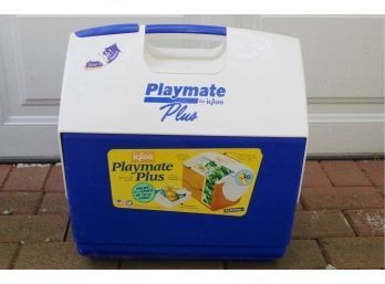 Igloo Playmate Cooler 16 X 11 X 19