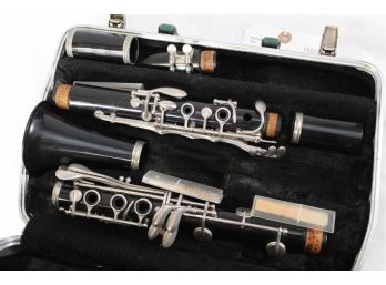 Vintage Bundy Resonite Selmer Clarinet In Hard Case (refurbished)